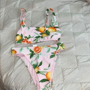 Women’s NWT bikini set!